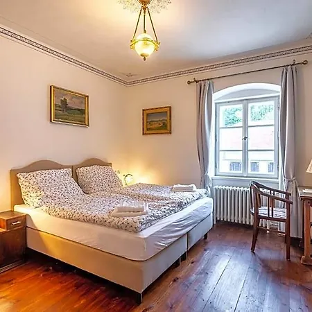 Апарт-отель Waldhaus Чески-Крумлов