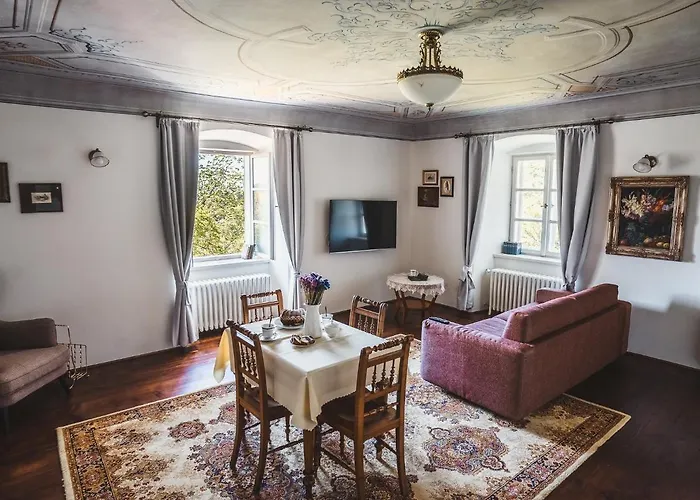 Aparthotel Waldhaus 4*